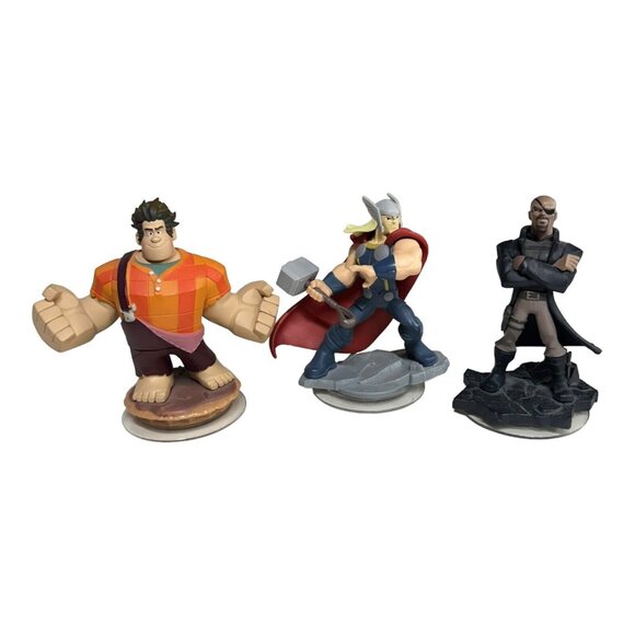 LOT OF 9 Disney and Marvel Infinity Figures Elsa Davey Jones Hiro Thor Loki‎ - Picture 3 of 8